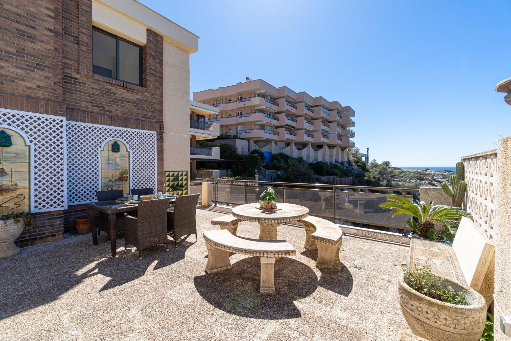 Mediterranean Way - El Mirador Salou Bagian luar foto